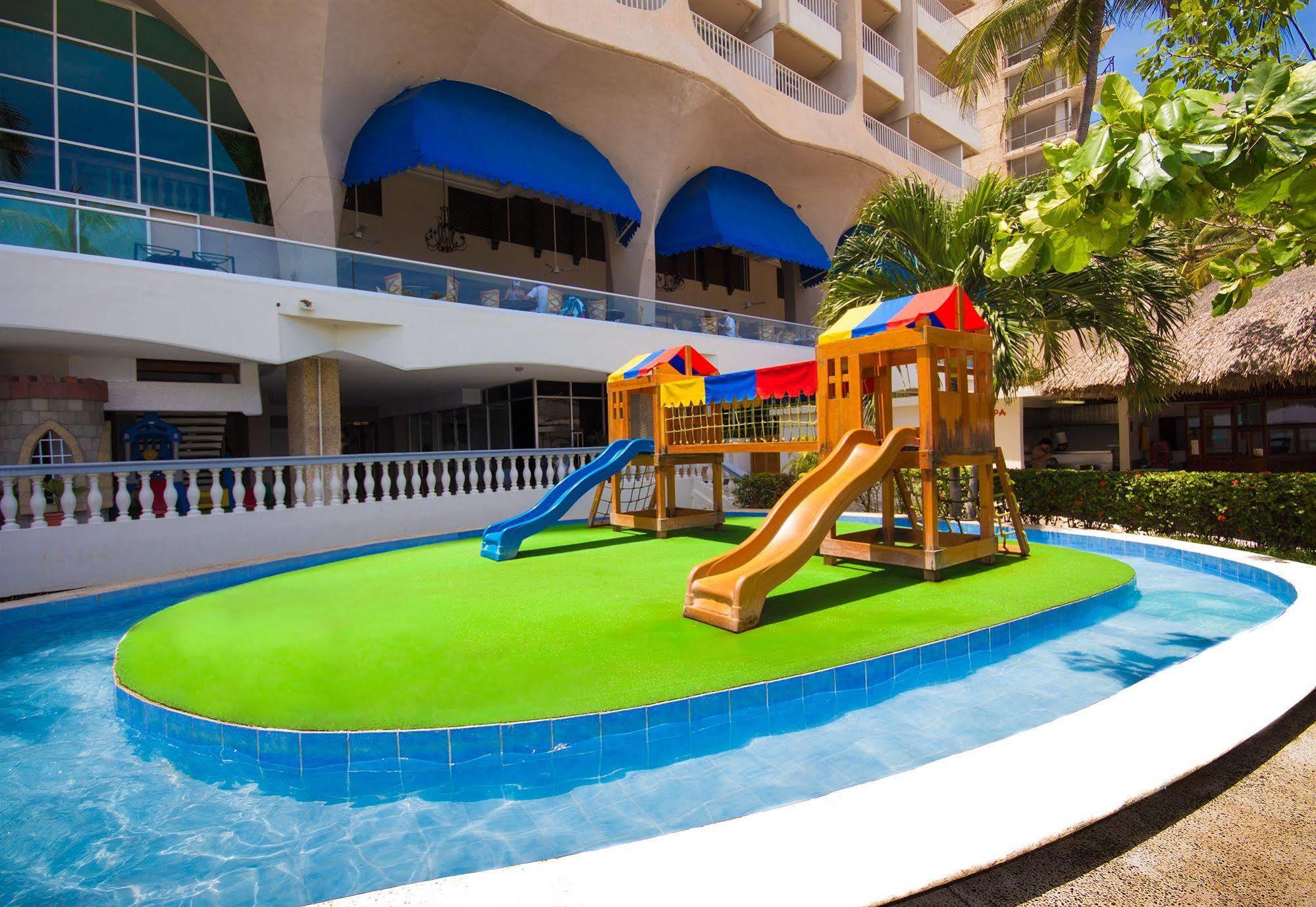 Krystal Beach Acapulco Exterior photo
